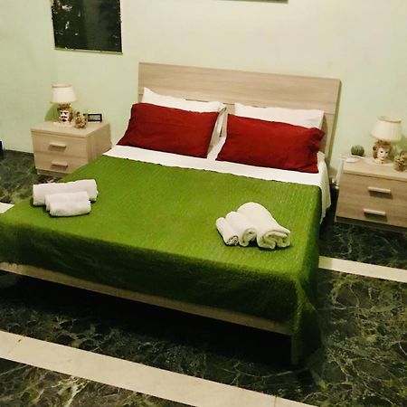 Maya'S Apartment Close To Ballaro Market And Central Station 팔레르모 외부 사진